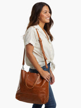 Load image into Gallery viewer, Abera Crossbody Tote