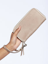 Load image into Gallery viewer, Alem Continental Wallet