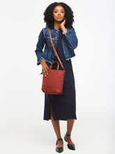 Load image into Gallery viewer, Abera Commuter