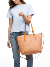Load image into Gallery viewer, Alem Utility Bag
