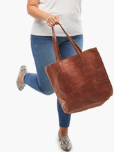 Load image into Gallery viewer, Mamuye Classic Tote
