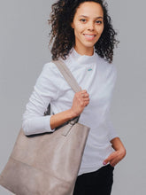 Load image into Gallery viewer, Mamuye Classic Tote
