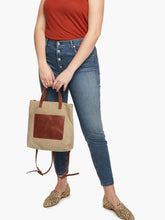 Load image into Gallery viewer, Abera Summer Backpack
