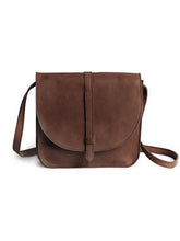 Load image into Gallery viewer, Tirhas Saddlebag
